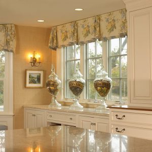 kitchen - Gale Michaud Interiors